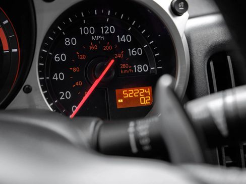 Used 2011 Nissan 370Z Coupe image 46