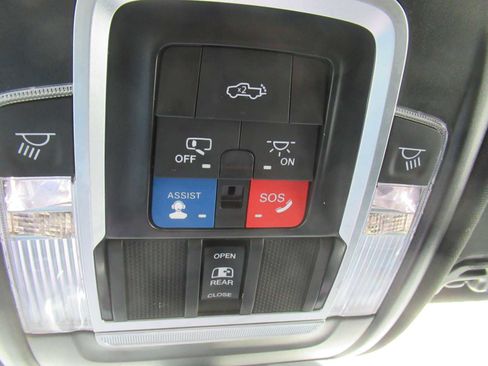 Used 2025 RAM 1500 Big Horn image 35