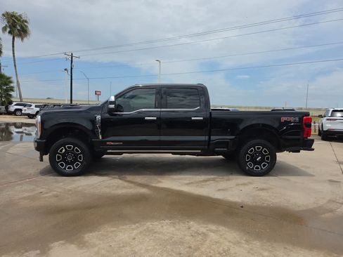 Used 2023 Ford F250 Platinum AWD/4WD image 11
