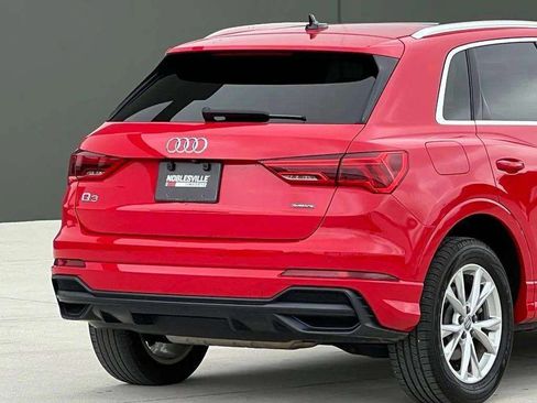 Used 2021 Audi Q3 2.0T Premium w/ Convenience Package AWD/4WD image 29