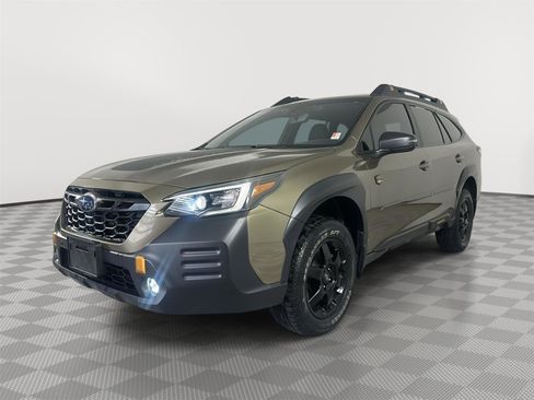 Used 2022 Subaru Outback Wilderness AWD/4WD image 3