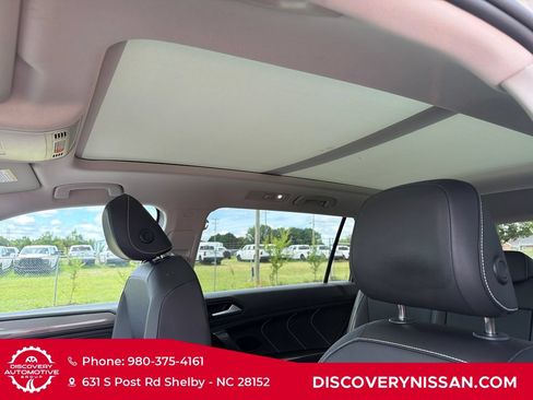 Used 2023 Volkswagen Tiguan SE FWD image 16