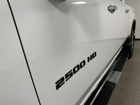 Used 2020 Chevrolet Silverado 2500 LTZ image 18