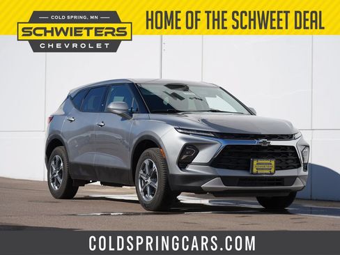 Used 2023 Chevrolet Blazer LT AWD/4WD image 1