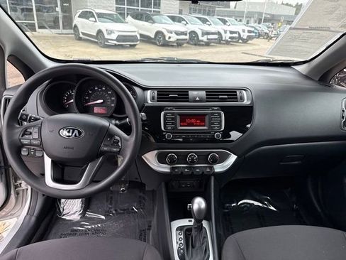 Used 2017 Kia Rio LX w/ Power Package image 17