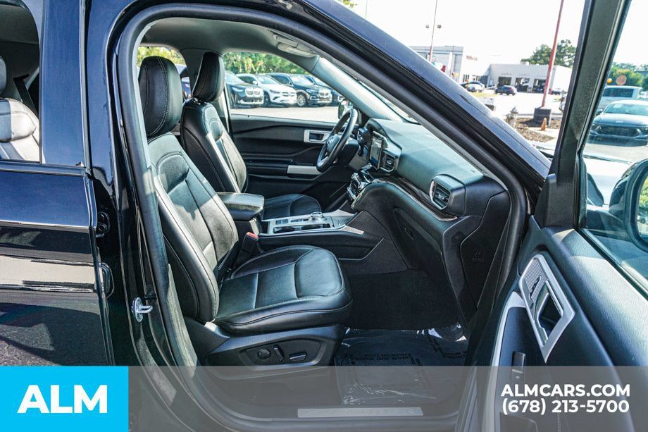 Used 2021 Ford Explorer Limited w/ Equipment Group 301A RWD image 24