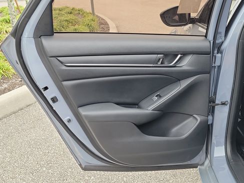 Used 2022 Honda Accord Sport image 14