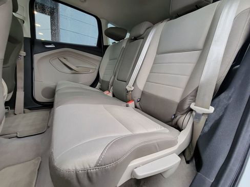 Used 2014 Ford Escape SE image 12