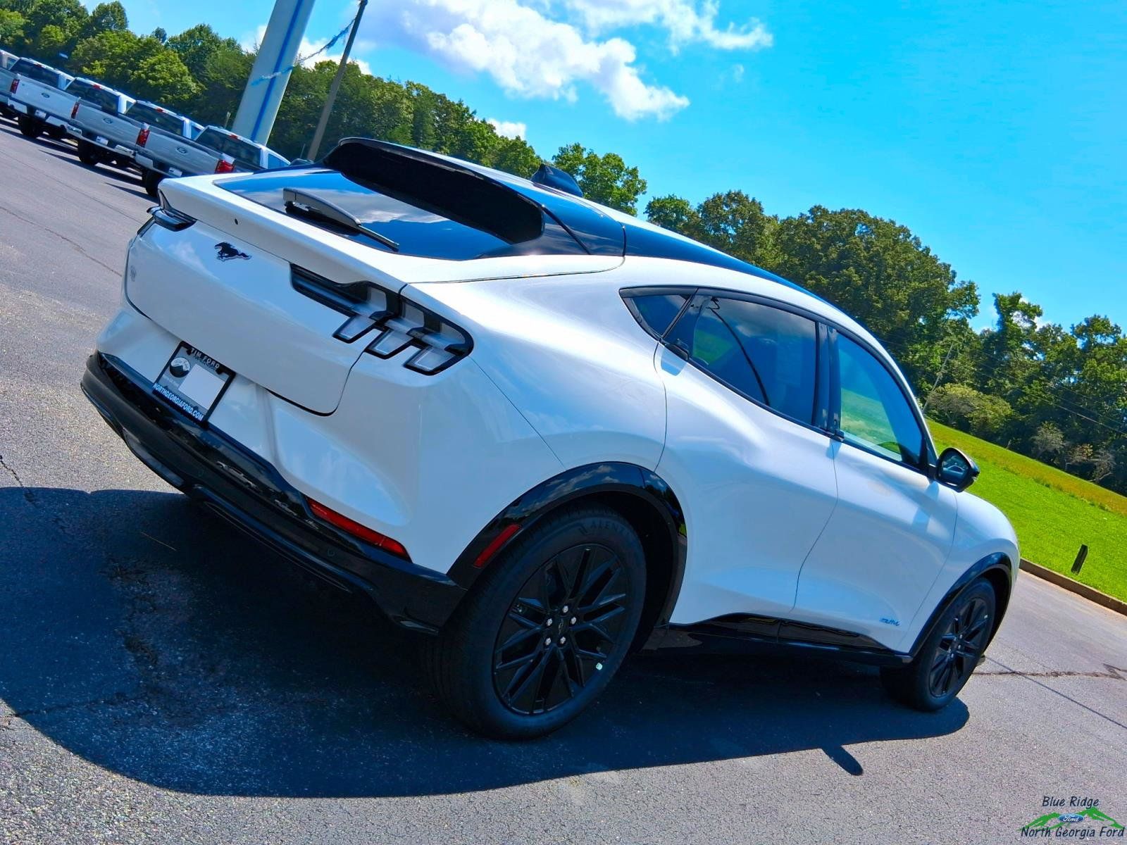 New 2026 Ford Mustang Mach-E Premium w/ Sport Appearance Package AWD/4WD image 25