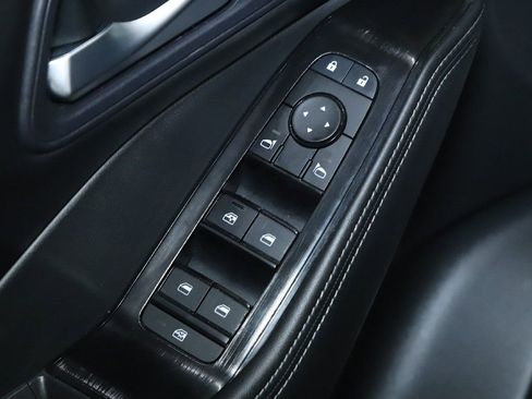 Used 2025 Nissan Rogue SV AWD/4WD image 16
