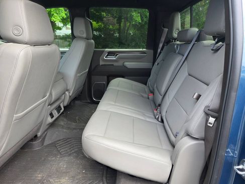 Used 2024 Chevrolet Silverado 2500 LT w/ All Star Edition AWD/4WD image 12