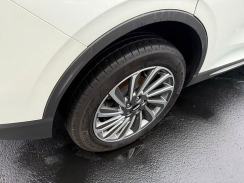 Used 2023 Lincoln Corsair Reserve image 12