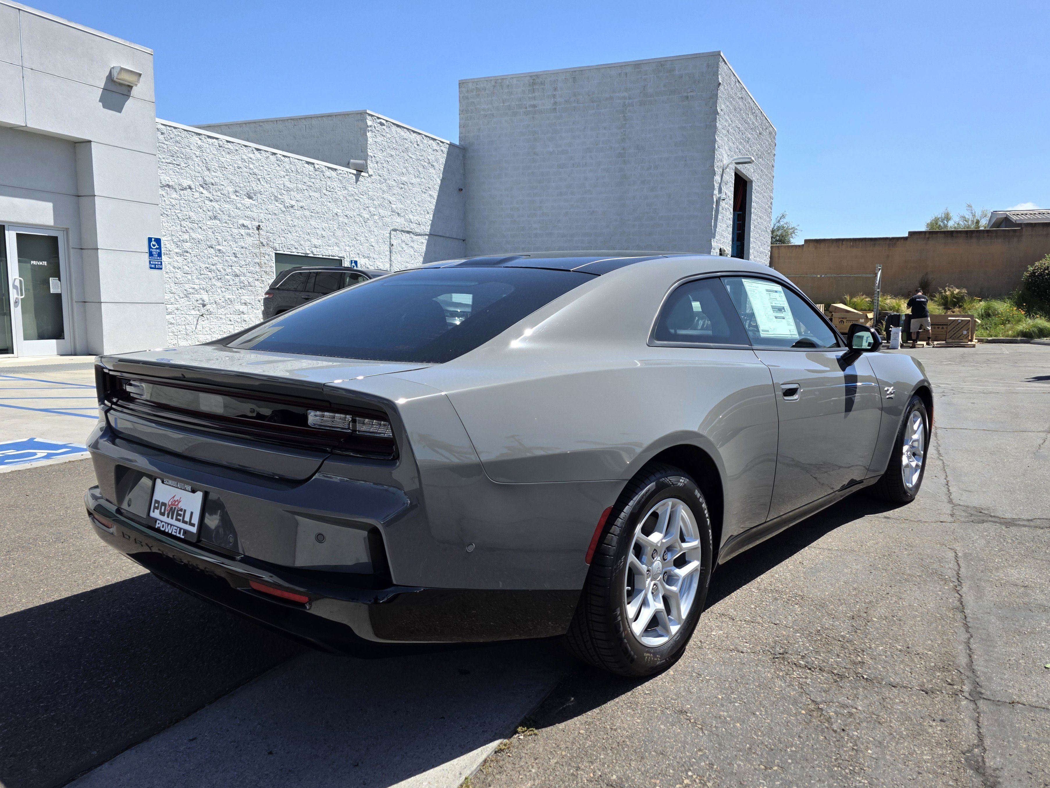 New 2025 Dodge Charger Daytona R/T w/ Sun & Sound Package AWD/4WD image 5
