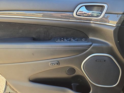 Used 2018 Jeep Grand Cherokee SRT w/ Trailer Tow Group IV image 15