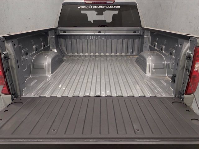 New 2026 Chevrolet Silverado 1500 Custom w/ Turbomax Blackout Package AWD/4WD image 13