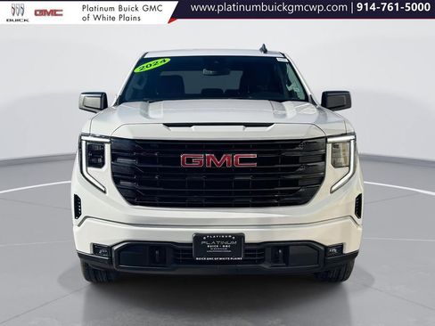 Used 2024 GMC Sierra 1500 Elevation image 2
