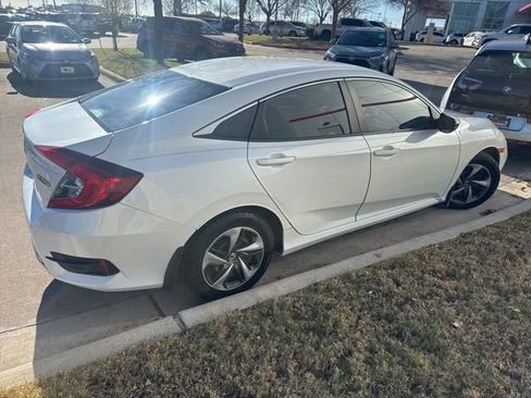 Used 2019 Honda Civic LX image 3