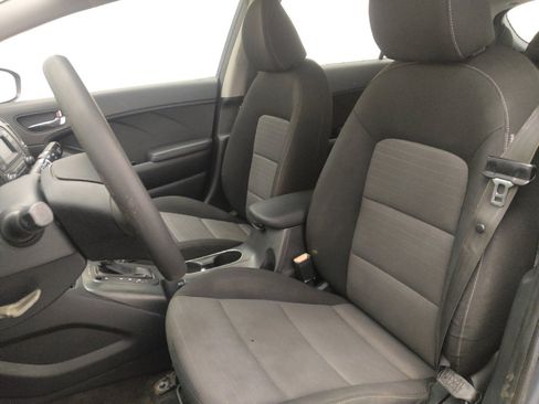 Used 2016 Kia Forte LX image 17