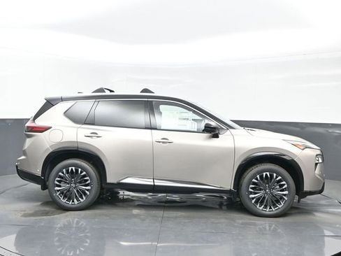 New 2026 Nissan Rogue Platinum w/ Platinum Premium Package image 7