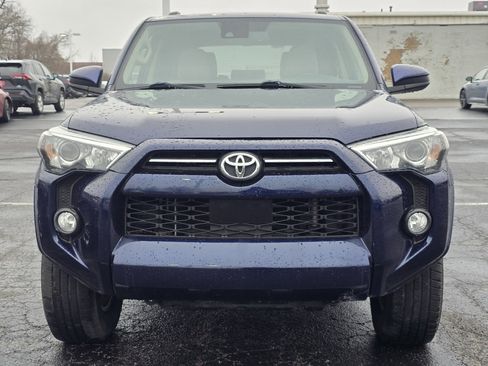 Used 2020 Toyota 4Runner SR5 image 2