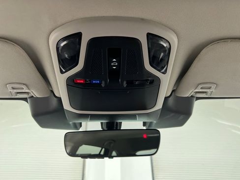 Used 2025 Subaru Outback Onyx Edition image 57