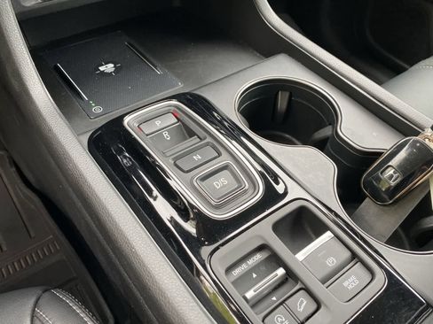 Used 2024 Honda Pilot EX-L image 31