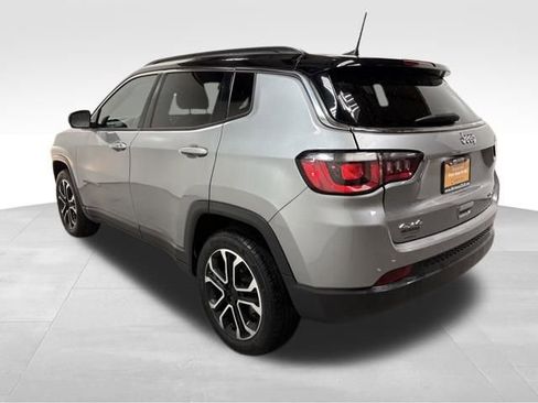 Certified 2024 Jeep Compass Limited image 12