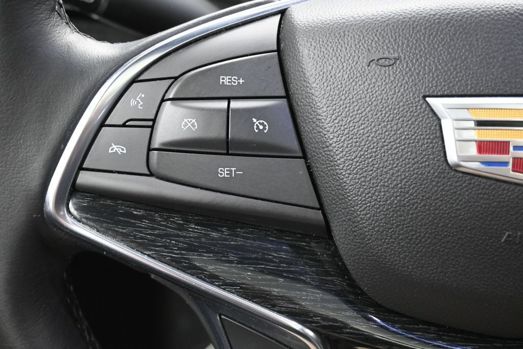 Used 2021 Cadillac XT5 Premium Luxury AWD/4WD image 14