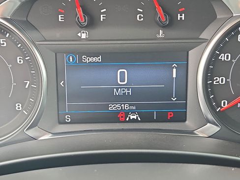 Used 2024 GMC Terrain SLE w/ Driver Convenience Package image 21