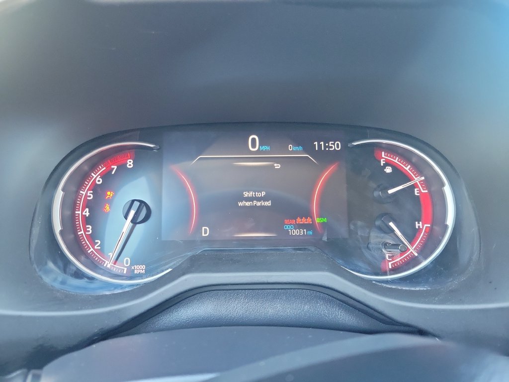 Used 2024 Toyota RAV4 XLE Premium FWD image 32