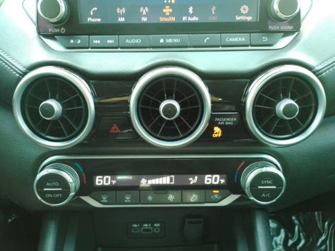Used 2020 Nissan Sentra SV FWD image 37
