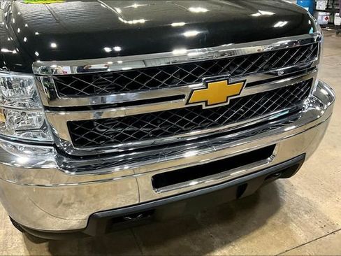 Used 2014 Chevrolet Silverado 2500 W/T w/ Snow Plow Prep Package AWD/4WD image 26