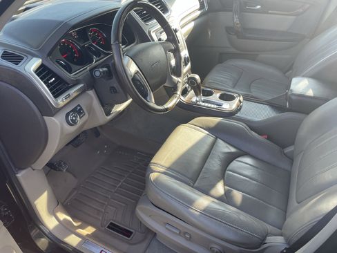 Used 2015 GMC Acadia Denali image 12