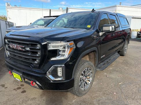 Used 2021 GMC Sierra 1500 AT4 w/ AT4 Preferred Package AWD/4WD image 2