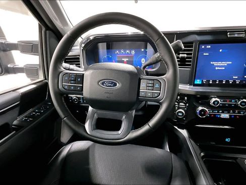Used 2026 Ford F450 Lariat image 7