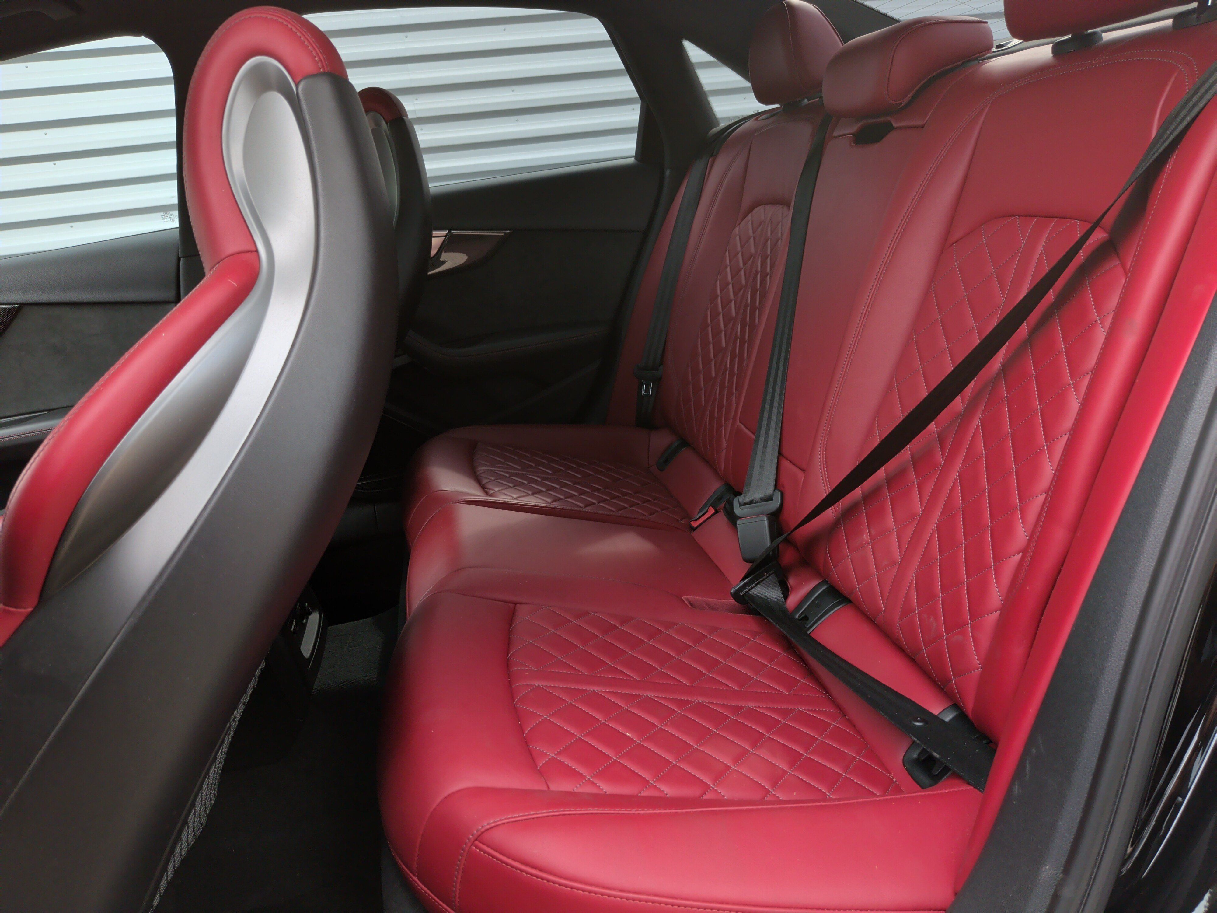 Used 2020 Audi S4 Premium Plus w/ Premium Plus Package AWD/4WD image 32