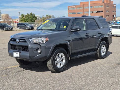 Used 2024 Toyota 4Runner SR5 Premium image 4