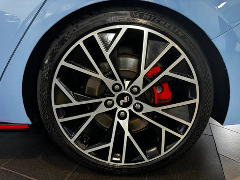 Used 2022 Hyundai Elantra N FWD image 42