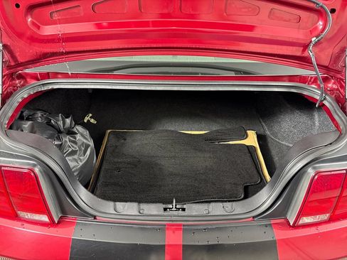 Used 2006 Ford Mustang GT Premium RWD image 24