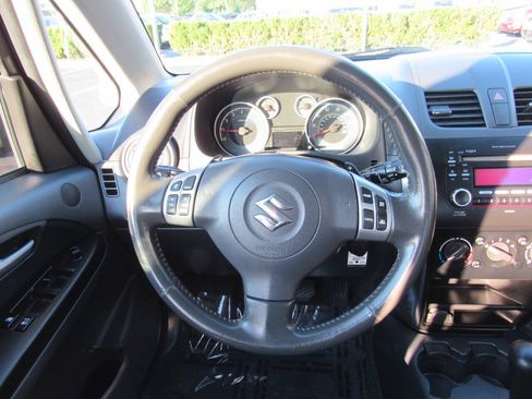 Used 2011 Suzuki SX4 Sportback FWD image 24