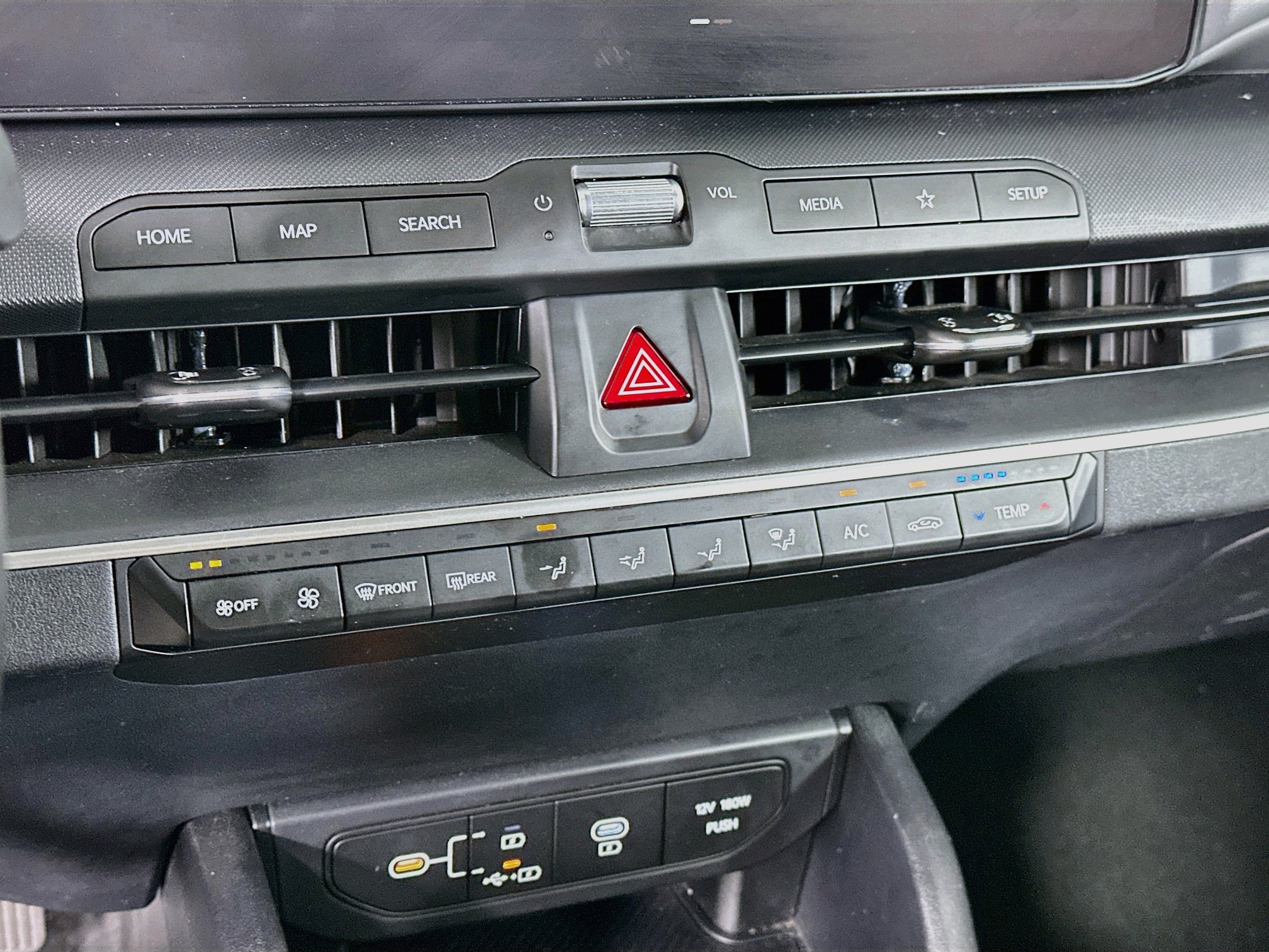 Used 2025 Kia K4 FWD image 23