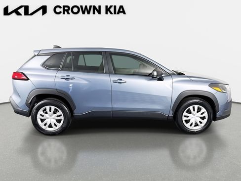 Used 2022 Toyota Corolla Cross L image 5