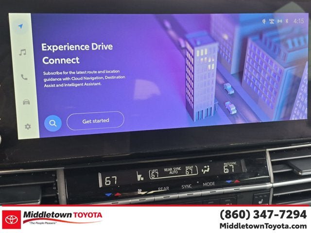 Used 2026 Toyota Sienna XLE FWD image 23