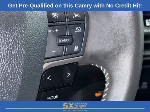 Used 2025 Toyota Camry SE image 22