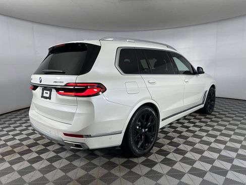 New 2026 BMW X7 xDrive40i w/ Premium Package image 29