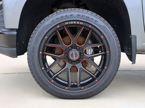 Used 2020 Chevrolet Silverado 1500 LT Trail Boss AWD/4WD image 9