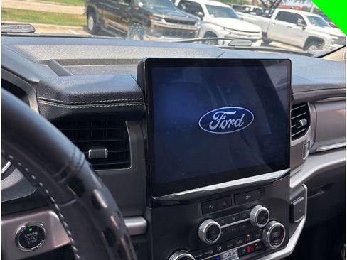 Used 2024 Ford Expedition Max XLT RWD image 10