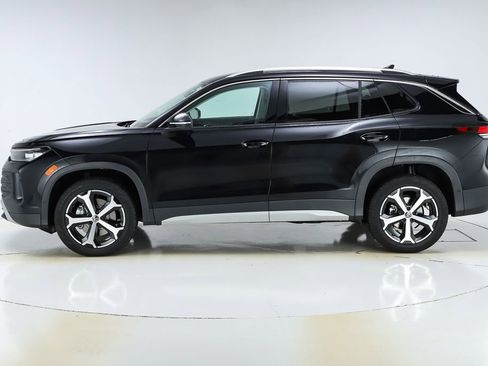 New 2026 Volkswagen Tiguan SE image 40