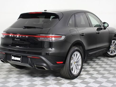Certified 2026 Porsche Macan AWD/4WD image 7