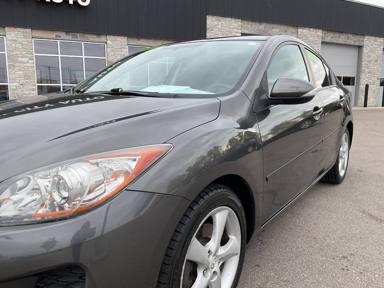 Used 2012 MAZDA MAZDA3 s Grand Touring FWD image 2